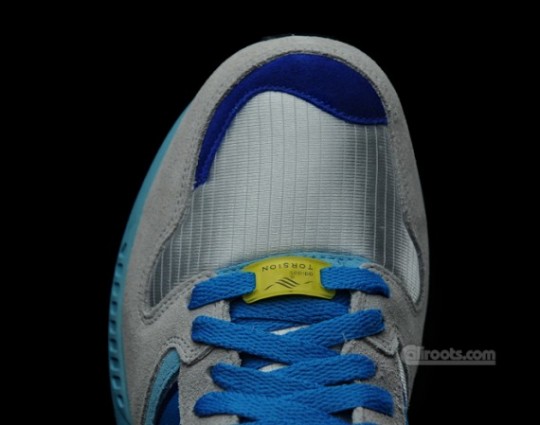 adidas originals zx 5000 grey blue yellow 4 540x425