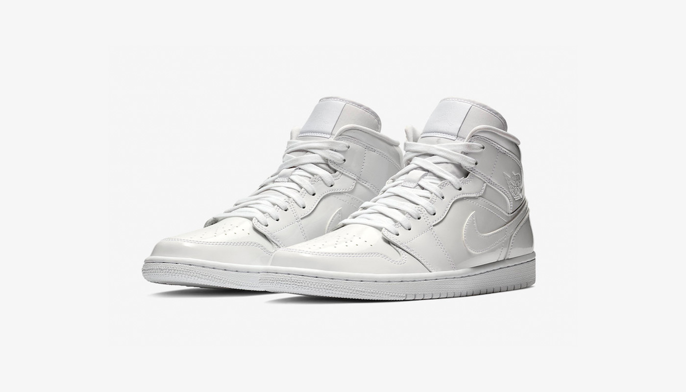 Une Air Jordan 1 Mid White Patent Leather pour l'été - Le Site de la Sneaker