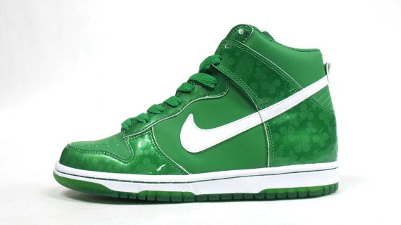nike dunk high gs st patrick day 02