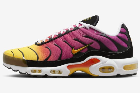 nike boots air max plus gradient pink yellow dx0755 600 1 565x378 c default